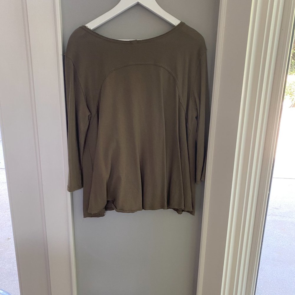 Free People Bonsai Tulip Hem 3/4 Tee - Picture 4 of 4
